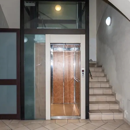 Duomo Sensational - Center